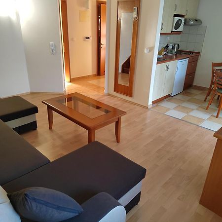 Garda Wellness Apartmanhaz Хевіз Екстер'єр фото