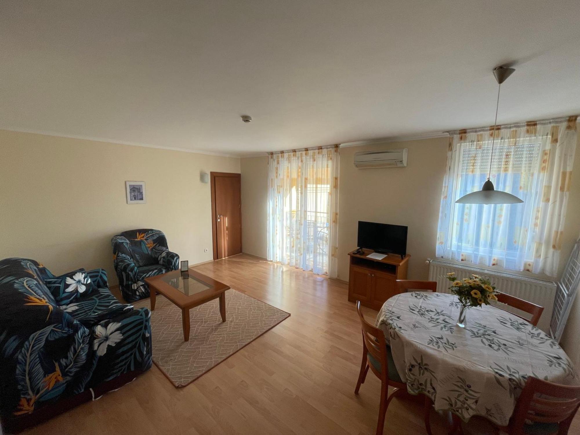 Garda Wellness Apartmanhaz Хевіз Номер фото