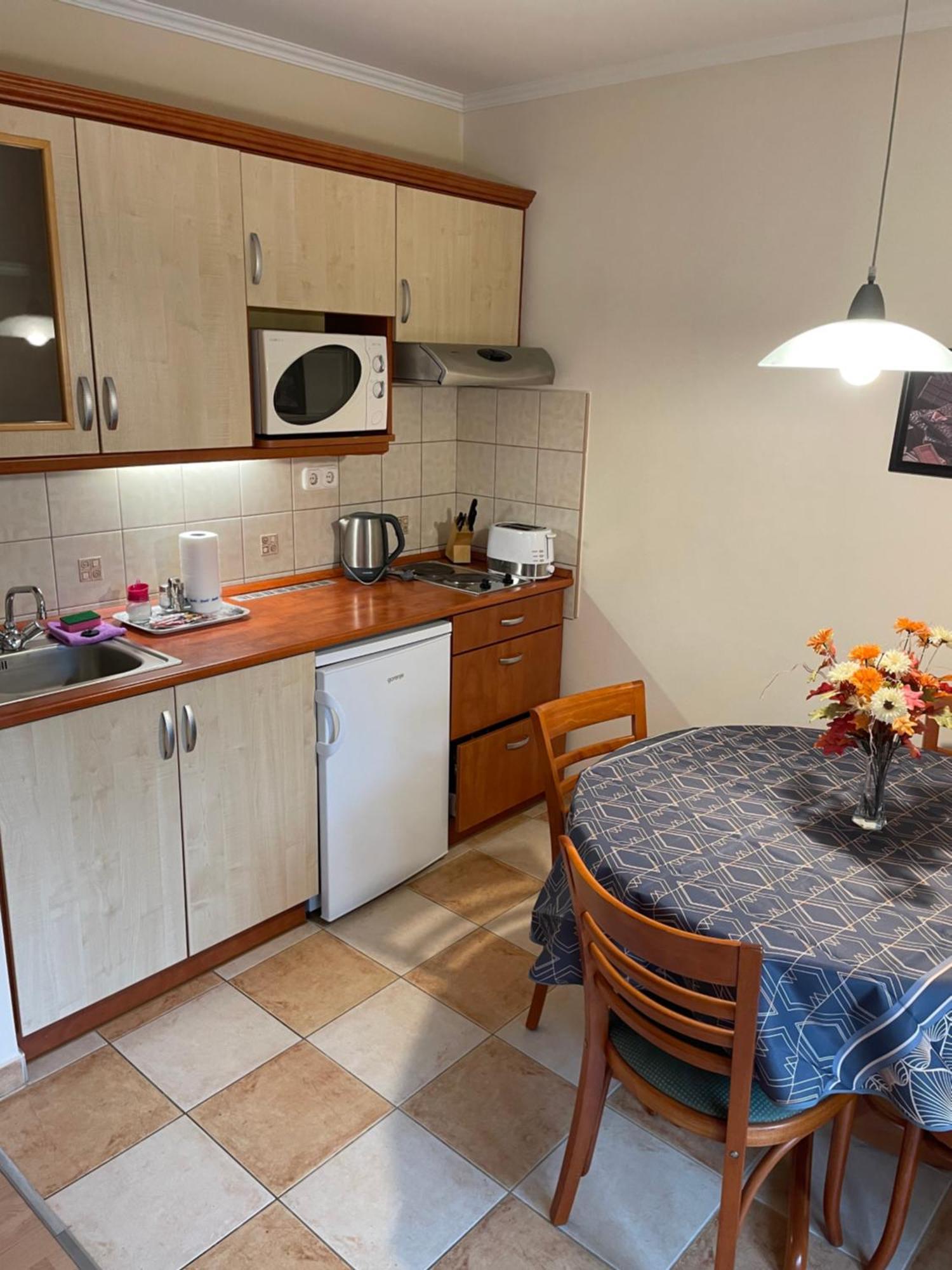 Garda Wellness Apartmanhaz Хевіз Номер фото